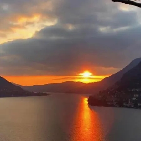 Appartement Le Lampade Di Brienno