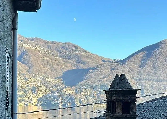 Le Lampade Di Apartament Brienno